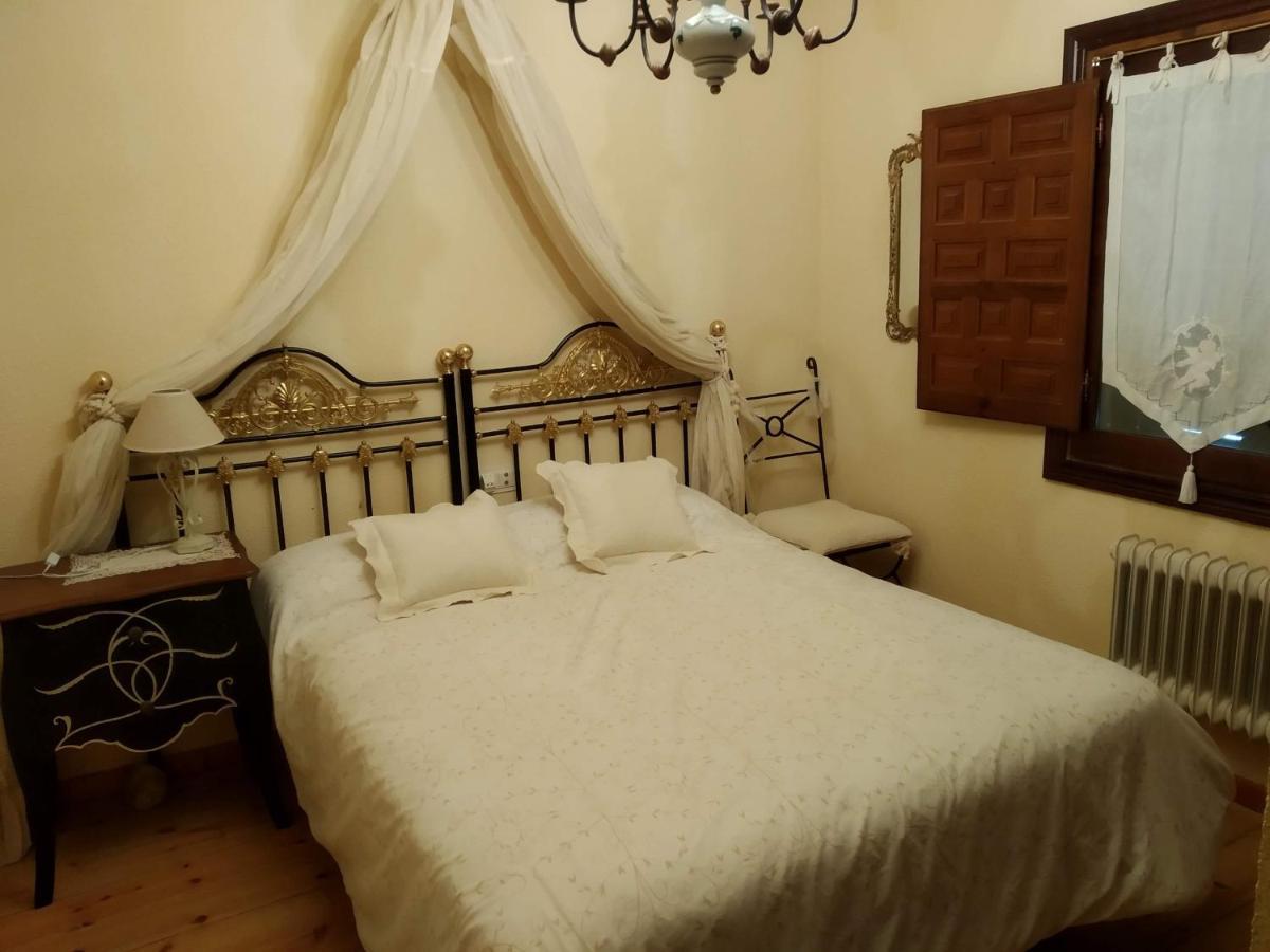 El Campillo Villa Pelabravo Exteriör bild